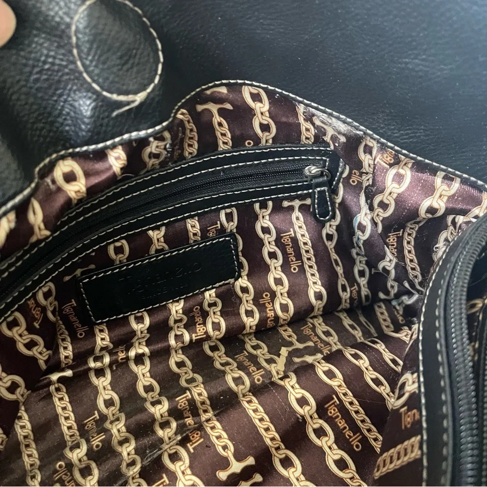 TIGNANELLO Black Pebbled Supple Leather Handbag Purse.